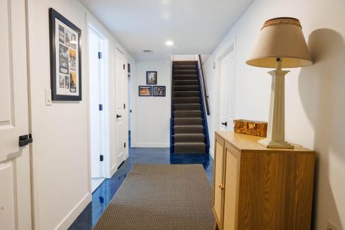 notre-dame-rental-hallway